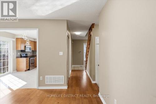 901 Bennett Boulevard, Milton, ON - Indoor
