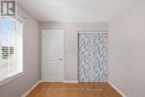 901 Bennett Boulevard, Milton, ON - Indoor Photo Showing Other Room