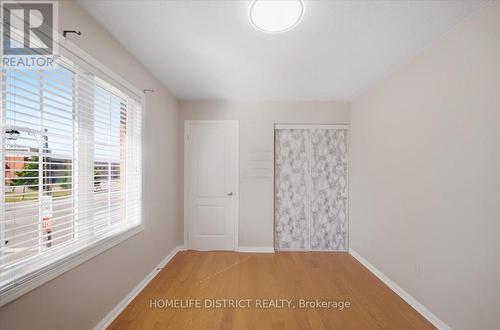 901 Bennett Boulevard, Milton, ON - Indoor Photo Showing Other Room