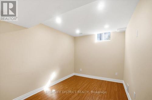 901 Bennett Boulevard, Milton, ON - Indoor Photo Showing Other Room