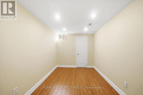901 Bennett Boulevard, Milton, ON - Indoor Photo Showing Other Room