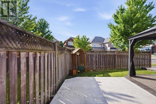 901 Bennett Boulevard, Milton, ON - Outdoor