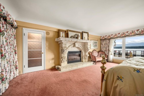 2299 Comox Ave, Comox, BC 