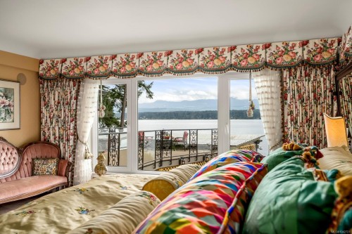 2299 Comox Ave, Comox, BC 