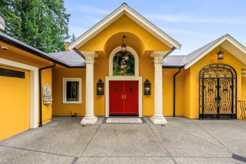 2299 Comox Ave, Comox, BC 