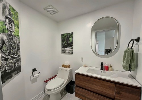 Powder room - 504-15 Rue Des Émeraudes, Repentigny (Repentigny), QC - Indoor Photo Showing Bathroom