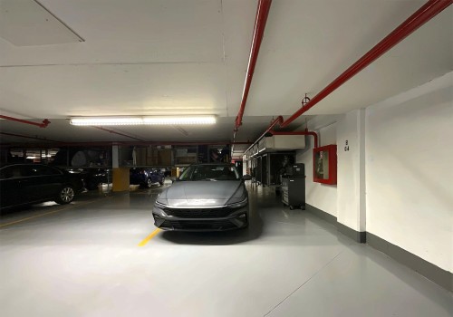 Barn - 504-15 Rue Des Émeraudes, Repentigny (Repentigny), QC - Indoor Photo Showing Garage