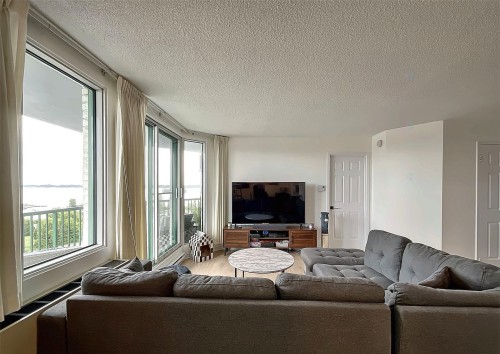 Living Room - 504-15 Rue Des Émeraudes, Repentigny (Repentigny), QC - Indoor Photo Showing Living Room