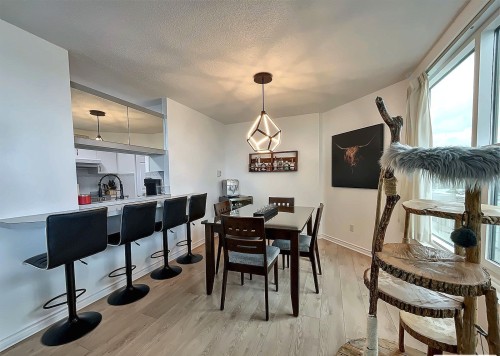Dinette - 504-15 Rue Des Émeraudes, Repentigny (Repentigny), QC - Indoor Photo Showing Dining Room
