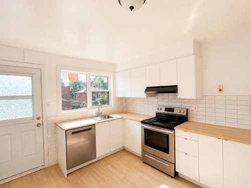 Kitchen - 6915 Av. Lamont, Montréal (Le Sud-Ouest), QC - Indoor Photo Showing Kitchen