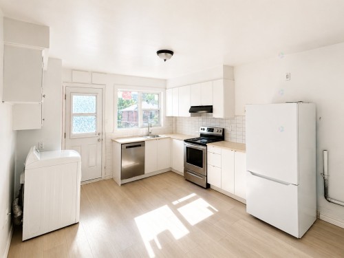 Kitchen - 6915 Av. Lamont, Montréal (Le Sud-Ouest), QC - Indoor
