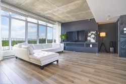 Salon - 