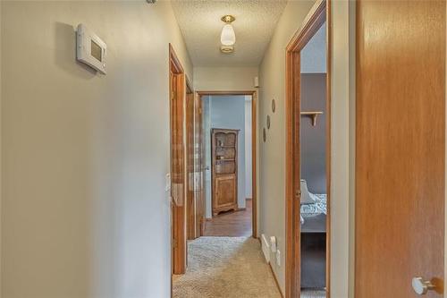 131 Regis Dr, Winnipeg, MB 