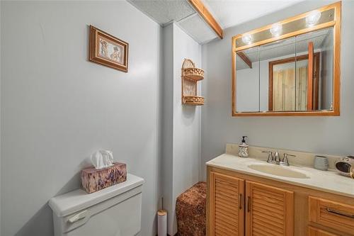 131 Regis Dr, Winnipeg, MB 