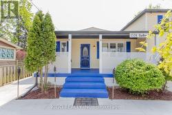 1328 CAWTHRA ROAD  Mississauga, ON L5G 4K9