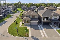 8 ASCARI ROAD  Ottawa, ON K4M 0M6