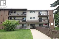 305 215 Tait PLACE  Saskatoon, SK S7H 5L5