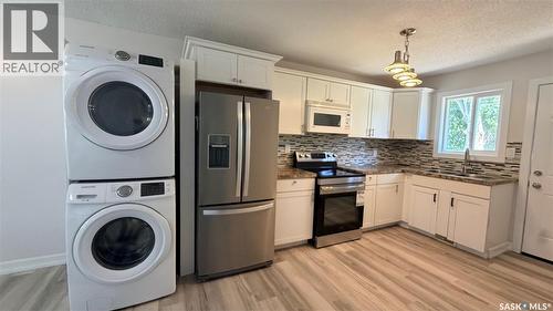649 Douglas Crescent, Saskatoon, SK 
