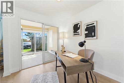 30 Hugo Crescent Unit# 110, Kitchener, ON 