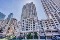 609-909 Bay Street  Toronto, ON M5S 3G2