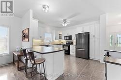 Breakfast Bar - 