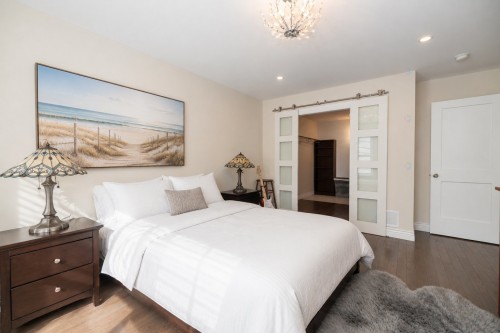 Master Bedroom - 5 Av. St-Jean-Baptiste, Pointe-Claire, QC - Indoor Photo Showing Bedroom