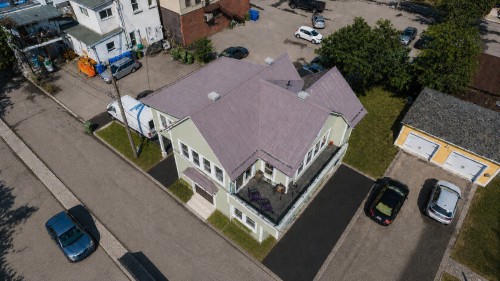 Aerial View - 5 Av. St-Jean-Baptiste, Pointe-Claire, QC - Outdoor With View