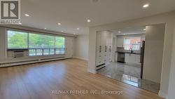 3 - 294 WILMINGTON AVENUE  Toronto, ON M3H 5K7