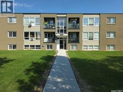 9 605 Wilson CRESCENT  Saskatoon, SK S7J 2M2