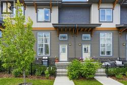 89 Auburn Meadows Street SE  Calgary, AB T3M 2S1