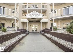 #414 4220 139 AV NW  Edmonton, AB T5Y 2Y2
