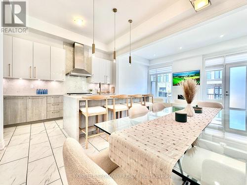 300 KING ROAD  Richmond Hill, ON L4E 1H4