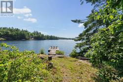 Gentle land great for all ages at the cottage! - 