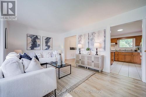 232 Clifton Downs Road, Hamilton, ON 