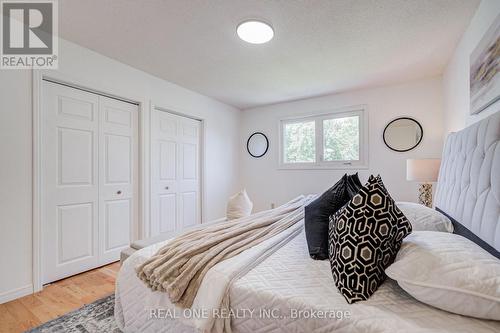 232 Clifton Downs Road, Hamilton, ON 