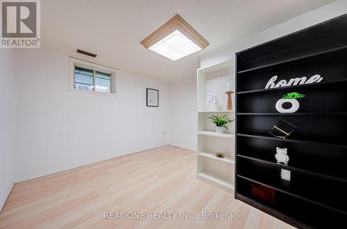 232 Clifton Downs Road, Hamilton, ON 