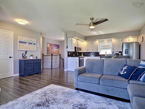 23 Chemin Venette Road, Chéticamp, NS 