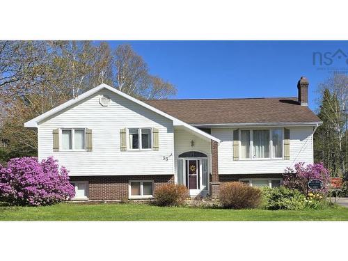 33 Carmichael Drive  Sydney River, NS B1S 3K3