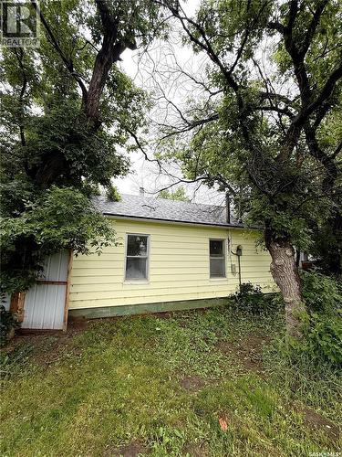 172 4Th Street E, Shaunavon, SK 