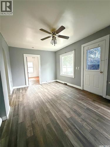 172 4Th Street E, Shaunavon, SK 