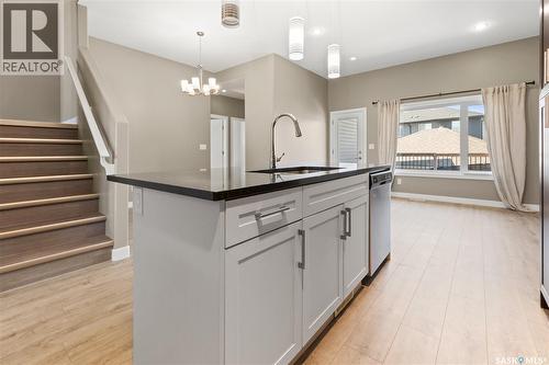 622 Glacial Shores Way, Saskatoon, SK - Indoor Photo Showing Kitchen With Upgraded Kitchen