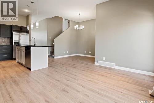 622 Glacial Shores Way, Saskatoon, SK - Indoor Photo Showing Kitchen