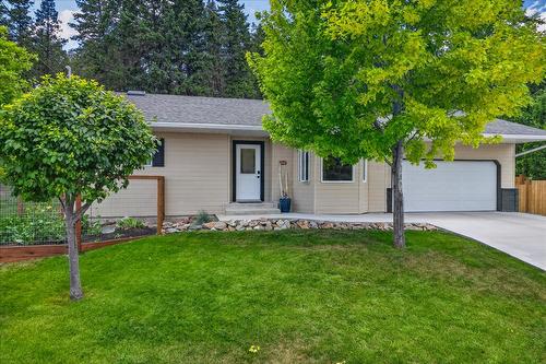 1810 15TH Avenue  Invermere, BC V0A 1K4
