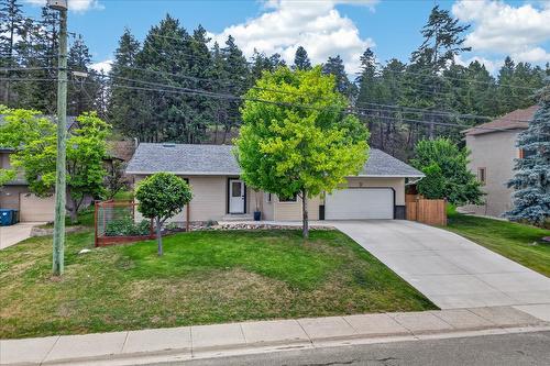1810 15Th Avenue, Invermere, BC 