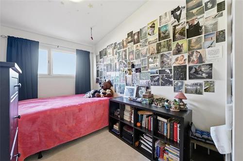 23 Iroquois Bay, Winnipeg, MB 