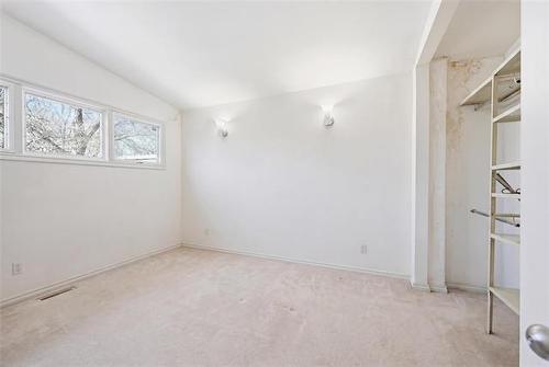 23 Iroquois Bay, Winnipeg, MB 