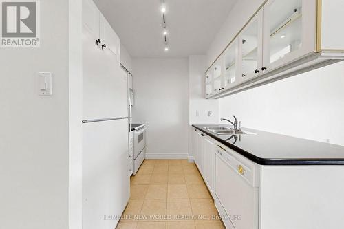 #708 - 887 Bay Street, Toronto, ON 