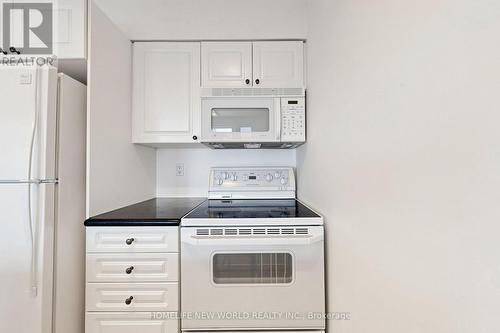#708 - 887 Bay Street, Toronto, ON 