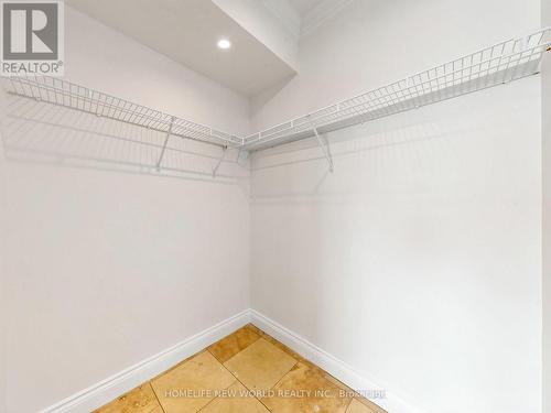 #708 - 887 Bay Street, Toronto, ON 