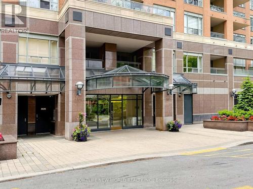 #708 - 887 Bay Street, Toronto, ON 